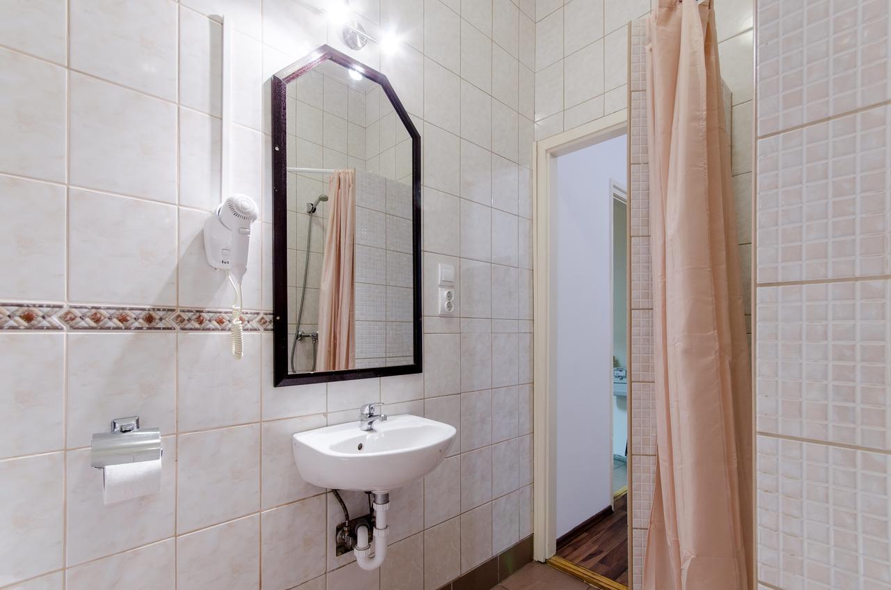 Like Home - Opera Apartments Budapest Esterno foto
