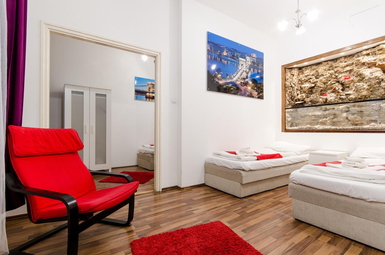 Like Home - Opera Apartments Budapest Esterno foto